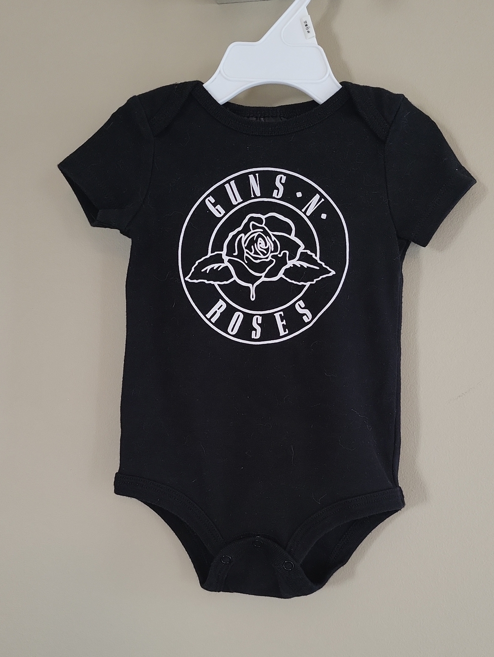 Guns 'N Roses black onesie/bodysuit